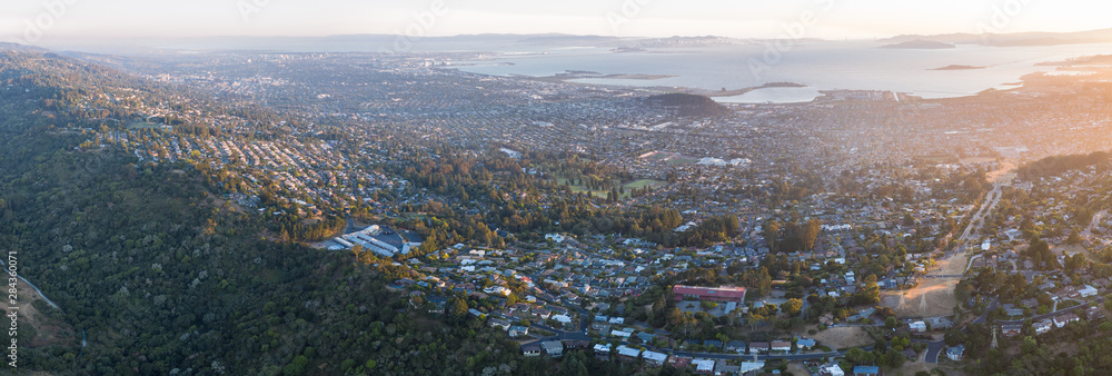 Wall mural evening light illuminates the san francisco bay area in northern california. this beautiful area is 