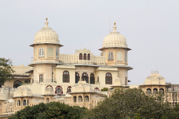 Fototapeta na wymiar India, Rajasthan, Udaipur. City Palace of the Maharajah. Lake Pichola.