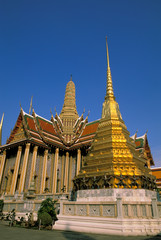 Fototapeta na wymiar Asia, Thailand, Bangkok. Wat Phra Kaeo, chedi and royal pantheon.