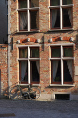 Fototapeta na wymiar Window Architecture in Old Building