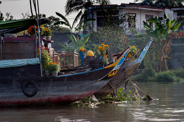 Fototapeta na wymiar River transportation. Vietnam.