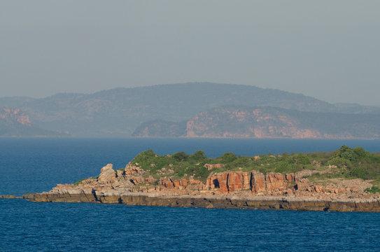 Western Australia, Kimberly Coast. Indian Ocean View Of The Uninhabited Remote Countryside Of The Kimberly, York Bay.