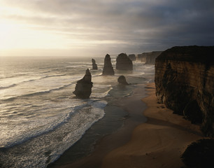 Australia, Victoria, The Twelve Apostles in the evening light in Port Campbell National Park