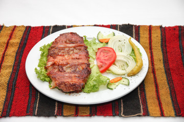steak with vegetables