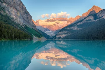 Fotobehang Canada, Banff National Park, Lake Louise, with Mount Victoria and Victoria Glaciers © Jamie & Judy Wild/Danita Delimont
