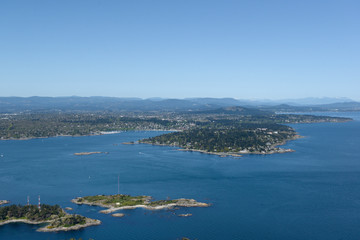 Obraz premium Canada, British Columbia, Aerial photograph of Discovery Island Marine Provincial Park with Victoria in the background