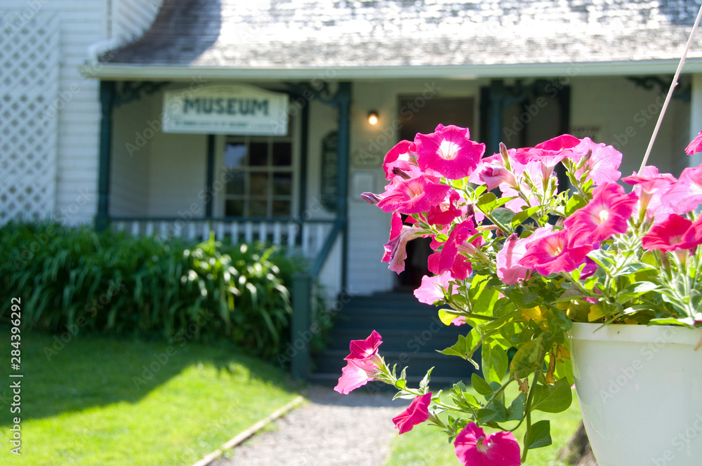 Poster canada, prince edward island, cavendish. the anne of green gables museum at silver bush.