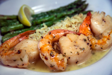 Shrimp And Scallops Entree