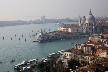 Obraz premium Italy, Venice. View of Basilica Santa Maria della Salute and Grand Canal from the Campanile.