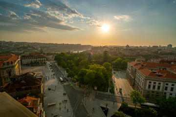 Obraz premium Blick über die Stadt Porto/ Portugal. Häusermeer und Stadtansicht.