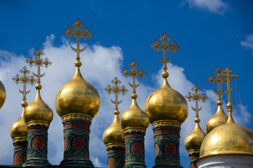 Russia, Moscow, The Kremlin. Terem Palace, guilded cupolas top the Czarina's Golden Chamber.