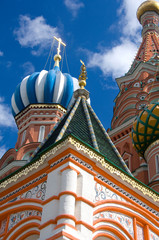 Fototapeta na wymiar Russia, Moscow, Red Square. St. Basil's Cathedral (aka Pokrovsky Sobor or Cathedral of the Intercession of the Virgin on the Moat).