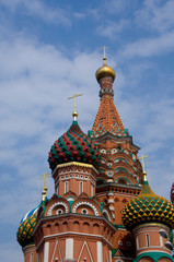 Fototapeta na wymiar Russia, Moscow, Red Square. St. Basil's Cathedral (aka Pokrovsky Sobor or Cathedral of the Intercession of the Virgin on the Moat).