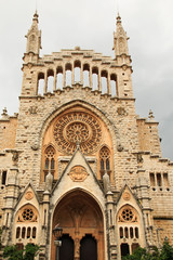 Fototapeta premium Spain, Balearic Islands, Mallorca, Soller, cathedral of Saint Bartomeu, church.