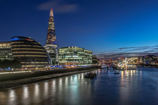 UK, London. South Bank of the Thames River at twilight