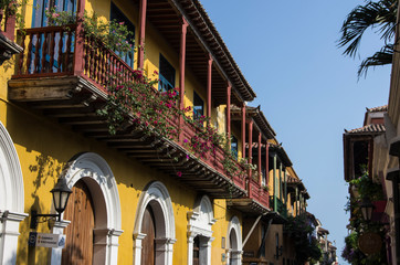 Fototapeta na wymiar Charming streets in the in historic walled city of Cartagena, Colombia.