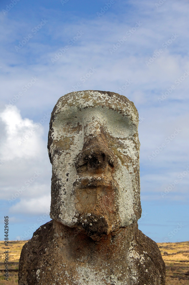 Canvas Prints chile, easter island (aka rapa nui). moai heads at ahu tongariki.