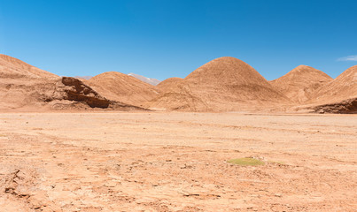 Fototapeta na wymiar The Argentinian Altiplano along Routa 27 between Pocitos and Tolar Grande, Argentina.