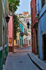Fototapeta na wymiar Guanajuato in Central Mexico. Colorful buildings and narrow streets