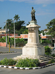 Fototapeta na wymiar North America, Mexico, Yucatan, Merida. The monument to the memory of Justo Sierra on the Paseo Montejo