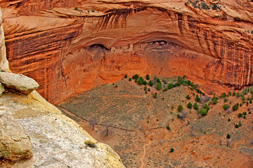 Mummy Cave ruins in Canyon de Chelly National Monument, Arizona.
