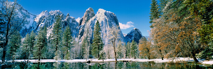 USA, California, Yosemite NP. The valley floor is dusted with snow in California's Yosemite...