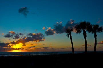 USA, Florida, Sarasota. Crescent Beach, Siesta Key sunset.