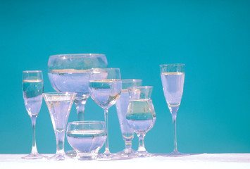 USA, Hawaii. Glasses filled with water
