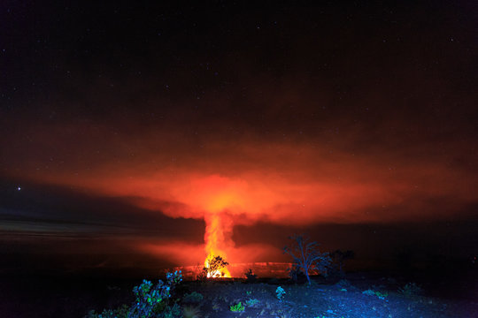 Kilauea Overlook near Jagger Museum, viewing one of the world's most active volcanoes, Hawaii Volcanoes National Park, Big Island, Hawaii, USA