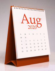 Simple desk calendar 2020 - August