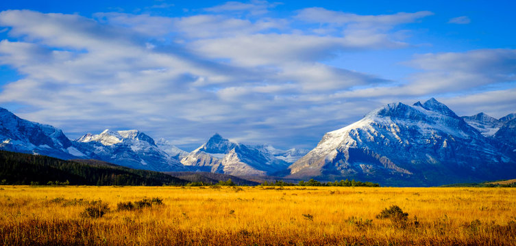 المناظر الطبيعية الجبلية في مونتانا
