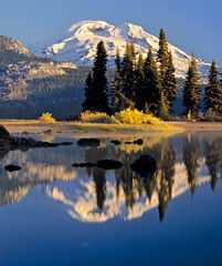 USA, Oregon, Sparks Lake. Autumn and new snow comes early to Sparks Lake and South Sister in the Oregon Cascades Range.