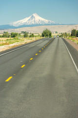 Road, Eastern Oregon, USA