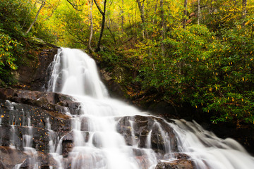 Fototapeta na wymiar Tennessee, Great Smoky Mountains National Park, Laurel Falls