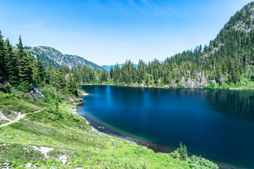 USA, Washington, Mt. Baker Snoqualmie National Forest, Hayes Lake.