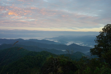 Obraz premium sunset in the mountains