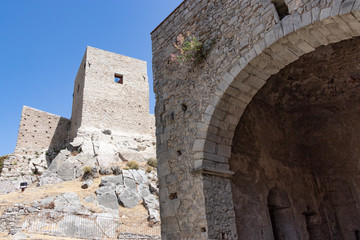 Il castello del Borgo di Montalbano Elicona, Sicilia