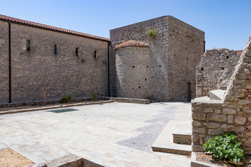 Obraz premium Il castello del Borgo di Montalbano Elicona, Sicilia