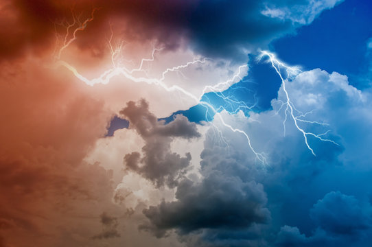 thunderstorm lightning bolt, stormy clouds