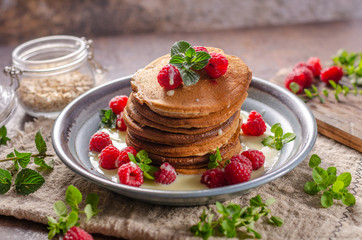 Pancakes with vanilla sauce