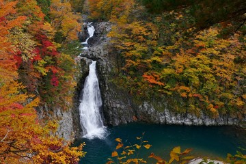 《法体の滝》秋田県由利本荘市