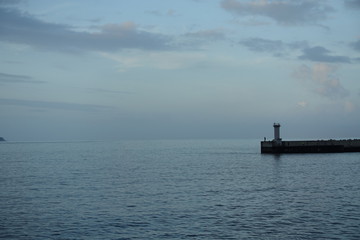 夕暮れの桟橋と灯台（静岡 伊東）pier at sunset