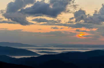 Wschód słońca Bieszczady