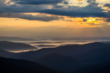 Wschód słońca Bieszczady