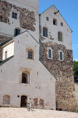 Fototapeta na wymiar Haute façade du château médiéval de Turku - 2