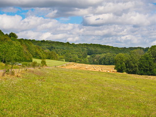 Sommer Gewitter Biosphäre Saarland Landschaft Tal Täler  Hügel Landwirtschaft Jagd Natur Hunting...