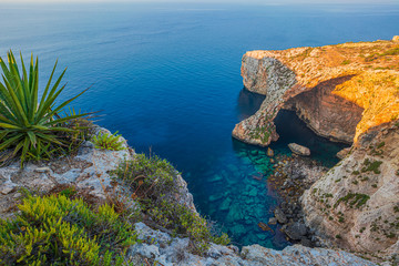 Blue grotto a Malta - obrazy, fototapety, plakaty