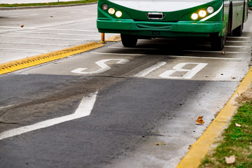 Exclusive lane for buses with bus passing