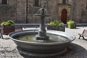 Cloître, cathédrale, Tulle, centre ville