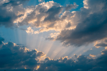 Fototapeta na wymiar clouds and sunlight beam